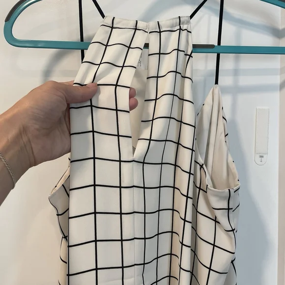 Express Ivory and Black Grid Blouse Halter Neck Women’s Size Large - Picture 3 of 5